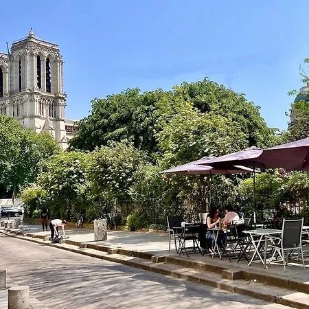 A Gem At Notre Dame Apartmán Paříž