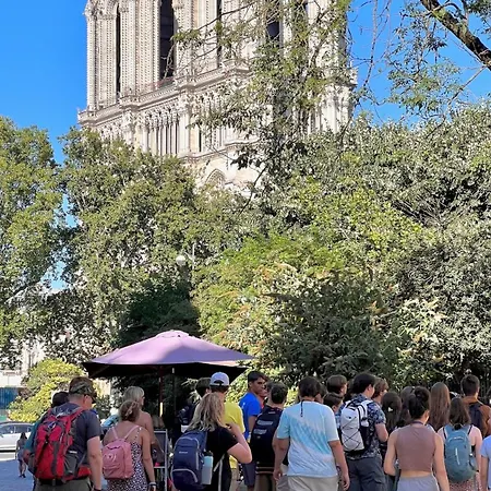 A Gem At Notre Dame With Ac Daire